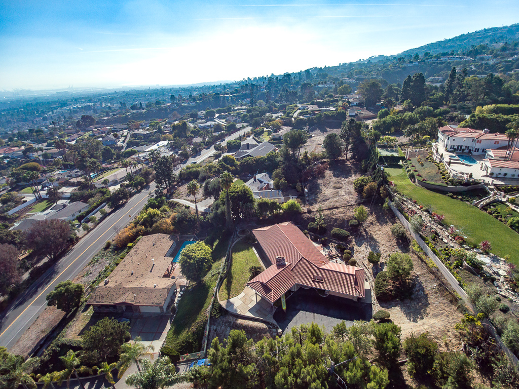 28001 Palos Verdes Drive East Jerry and Laura YutronichJerry and